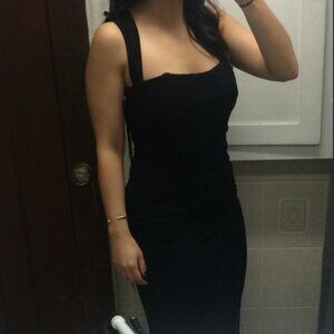 Laundry by Shelli Segal Black Cross Strap Formal Dress